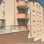 דירה Zica טרוגיר