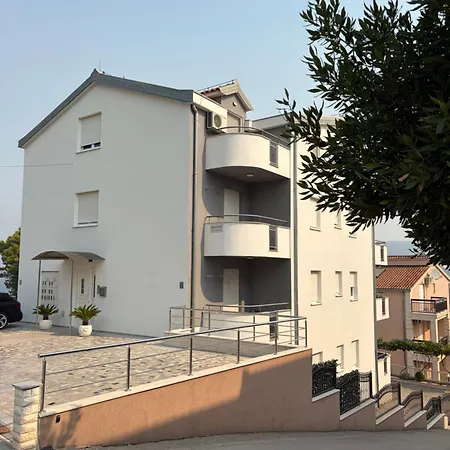 Zica Apartamento *