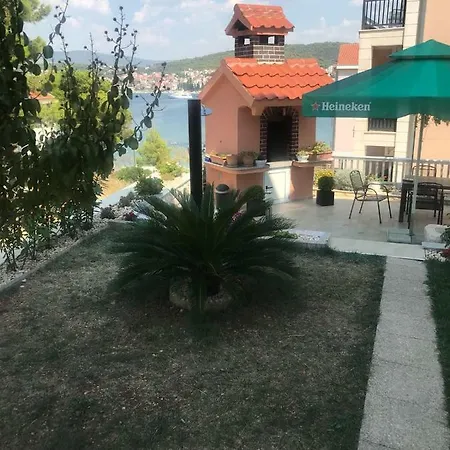Zica Apartment