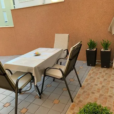 Zica Apartment